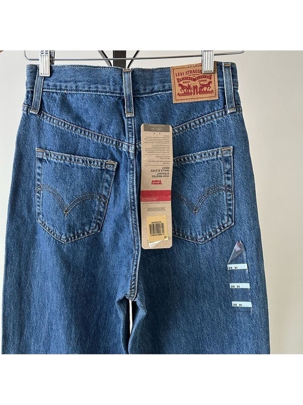 LEVI’S High Waisted Straight Blue Denim Jeans, Size 25. - Picture 3 of 7